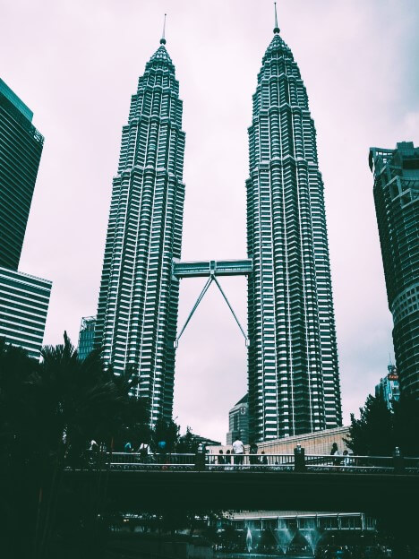Flights to Kuala Lumpur (KUL)